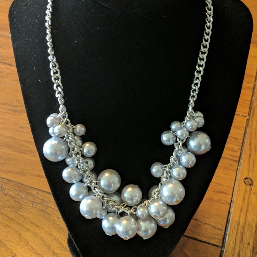 Jewelry - Picture 3 of 3